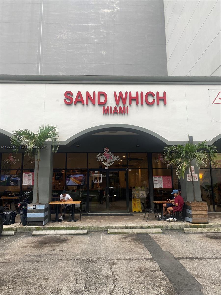 34 SW 8TH ST, Miami FL 33130
