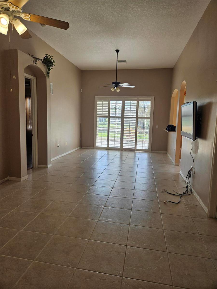 397 SW Lakeforest Way N, Port St. Lucie FL 34986 photo 5