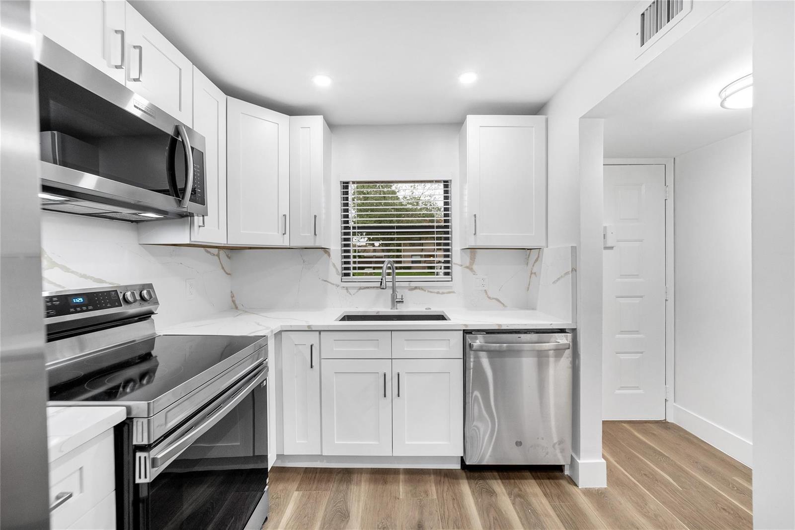21905 Lake Forest Circle # 101, Boca Raton FL 33433
