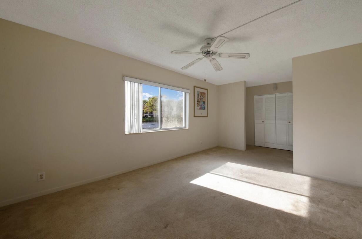 3527 La Palmas Court # 1, FL 33463 photo 4