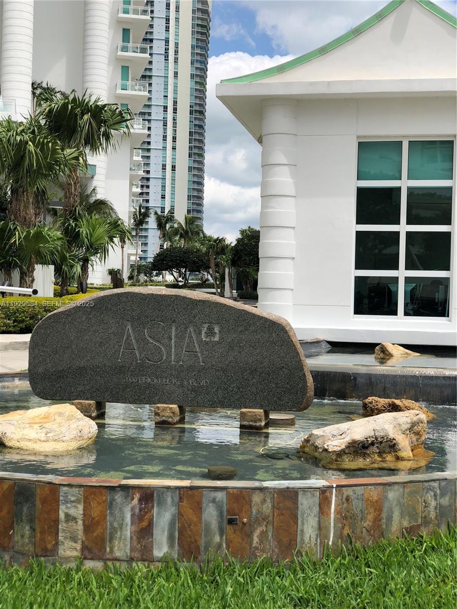 900 Brickell Key Blvd # 1602, Miami FL 33131 photo 2