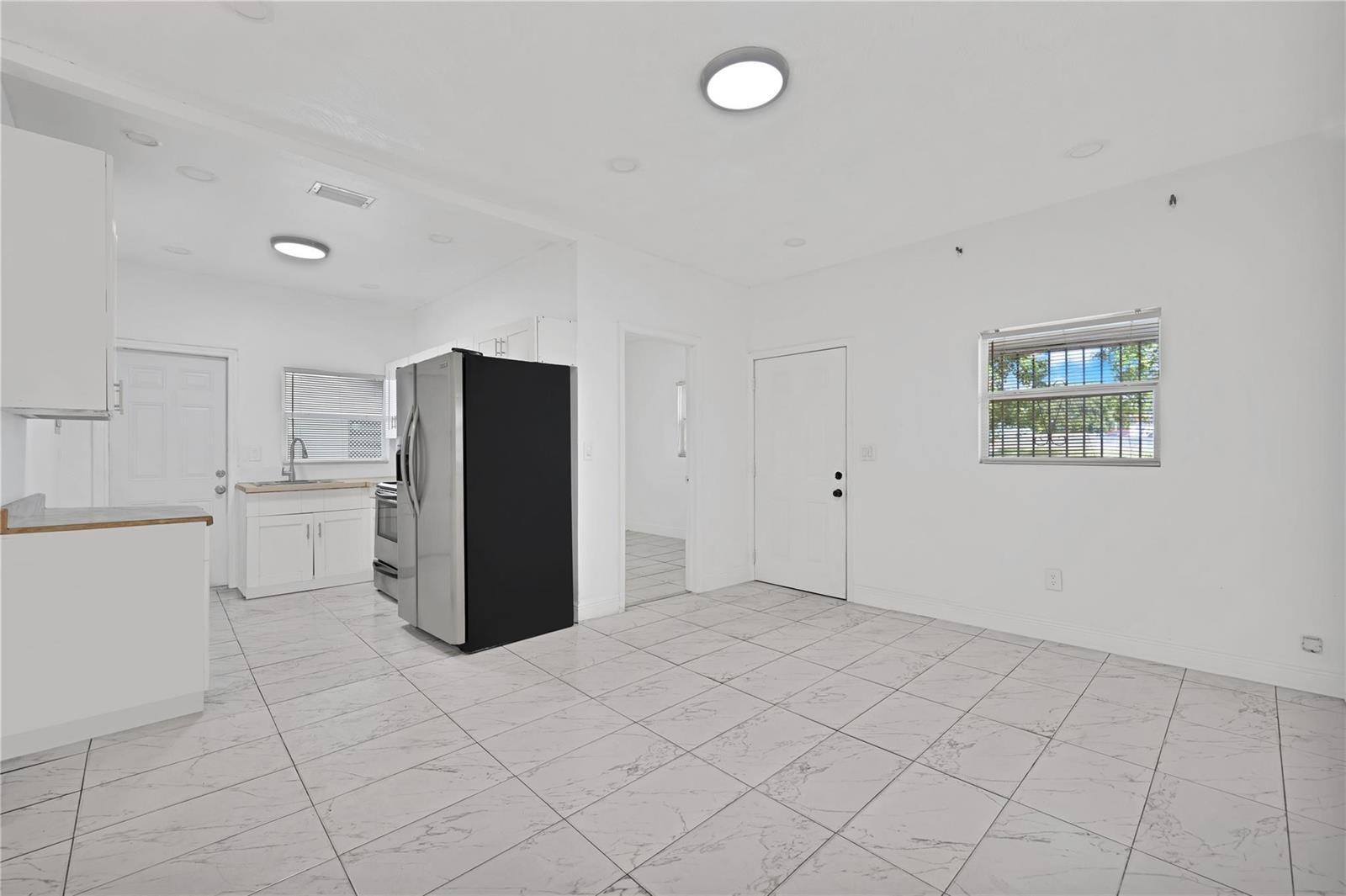 1114 NW 39th Street, Miami FL 33127 photo 4