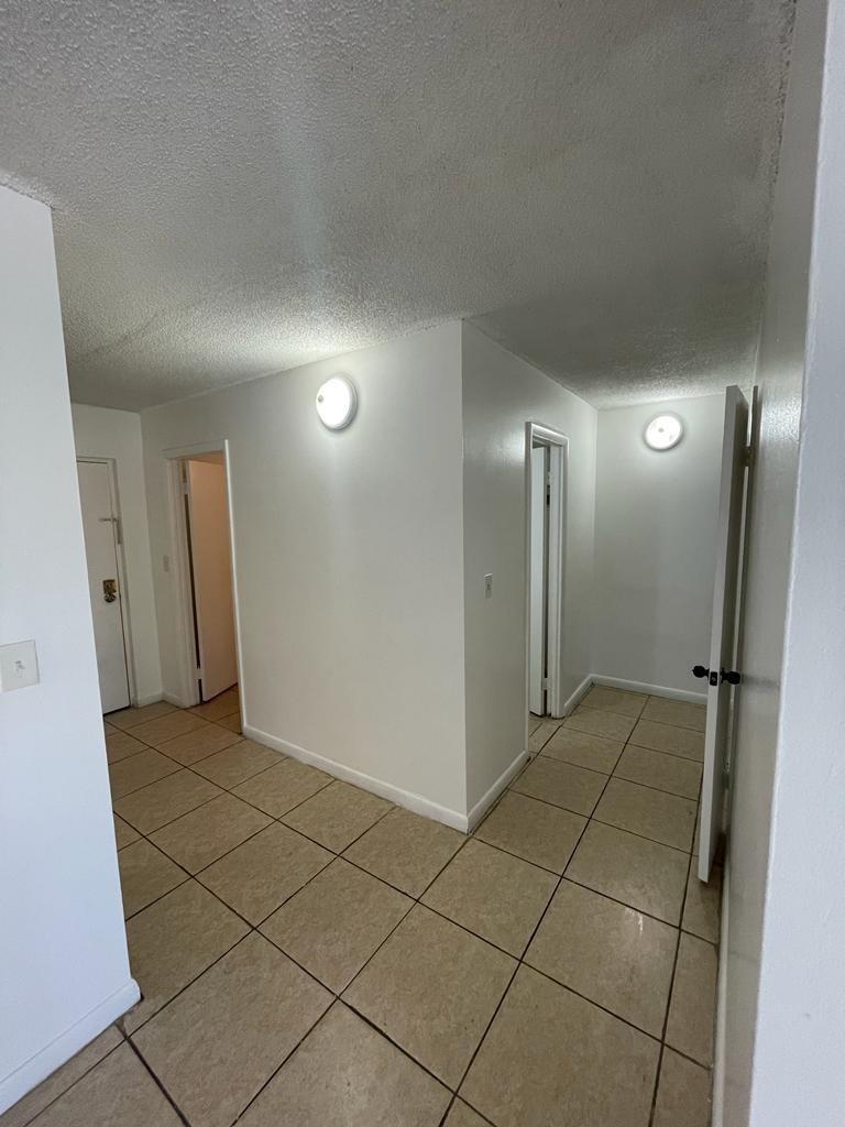14830 Naranja Lakes Boulevard, Homestead FL 33032 photo 2