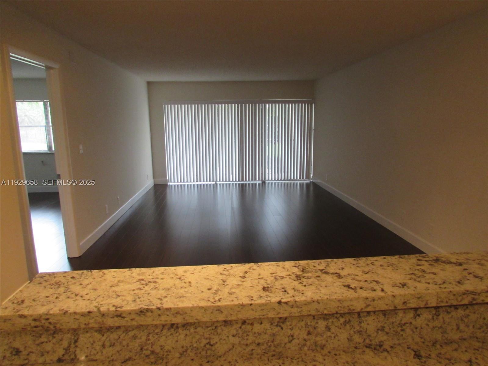200 Lakeview Dr # 108, Weston FL 33326 photo 5