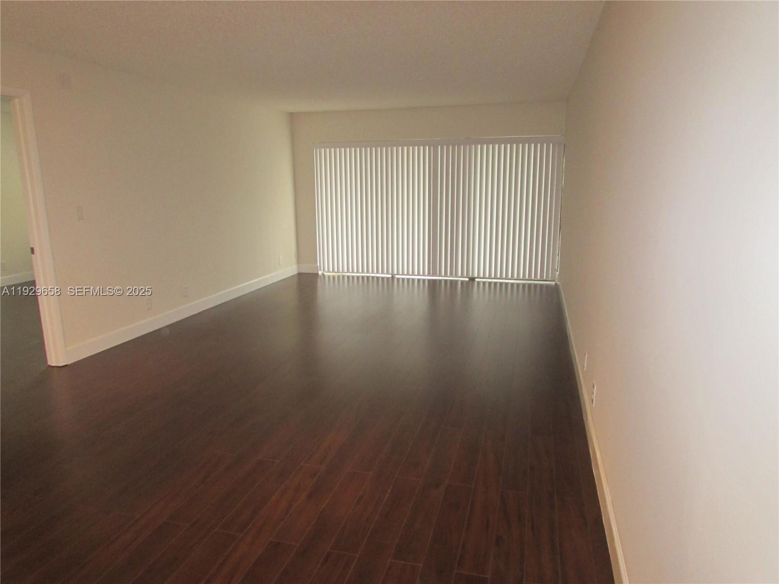 200 Lakeview Dr # 108, Weston FL 33326 photo 4