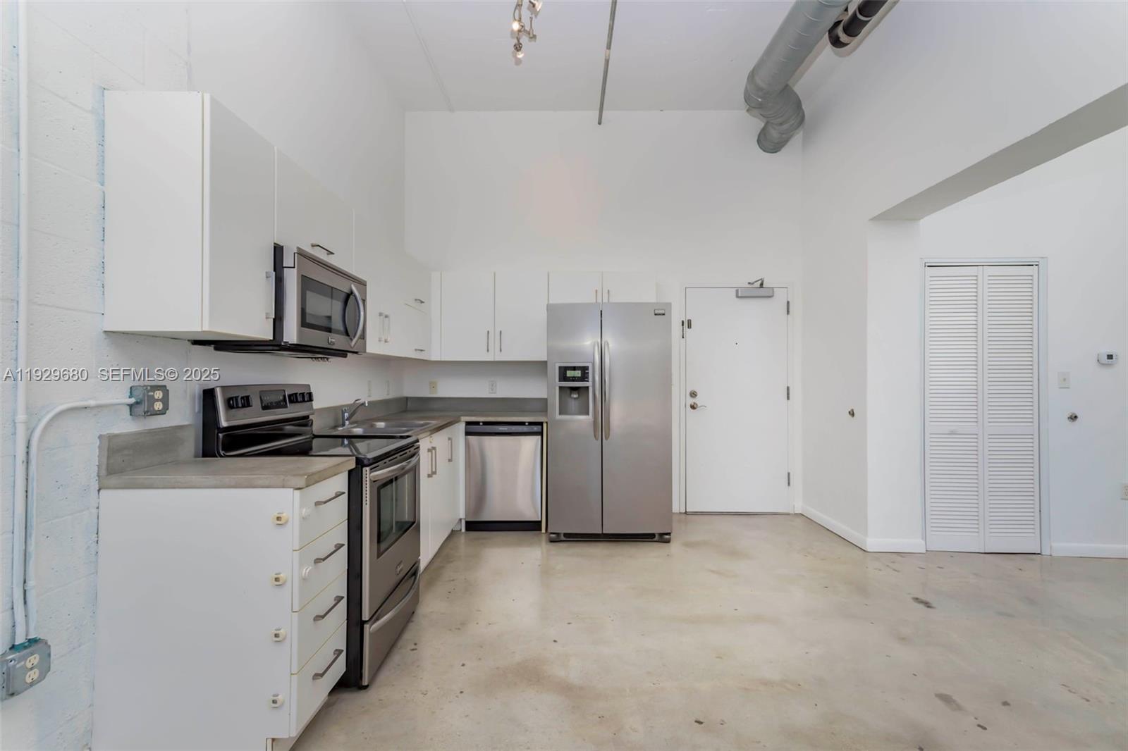 444 NE 30th St # 1105, Miami FL 33137 photo 4