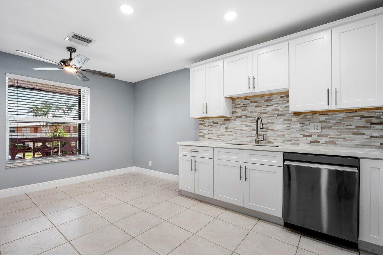 1740 NW 19th Terrace # 204, Delray Beach FL 33445 photo 2