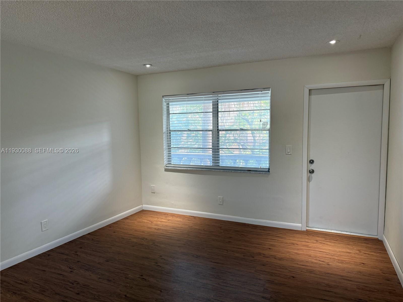 900 Tallwood Ave # 306, Hollywood FL 33021 photo 4