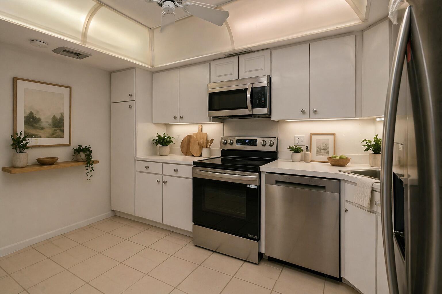 2425 Presidential Way # 801, West Palm Beach FL 33401