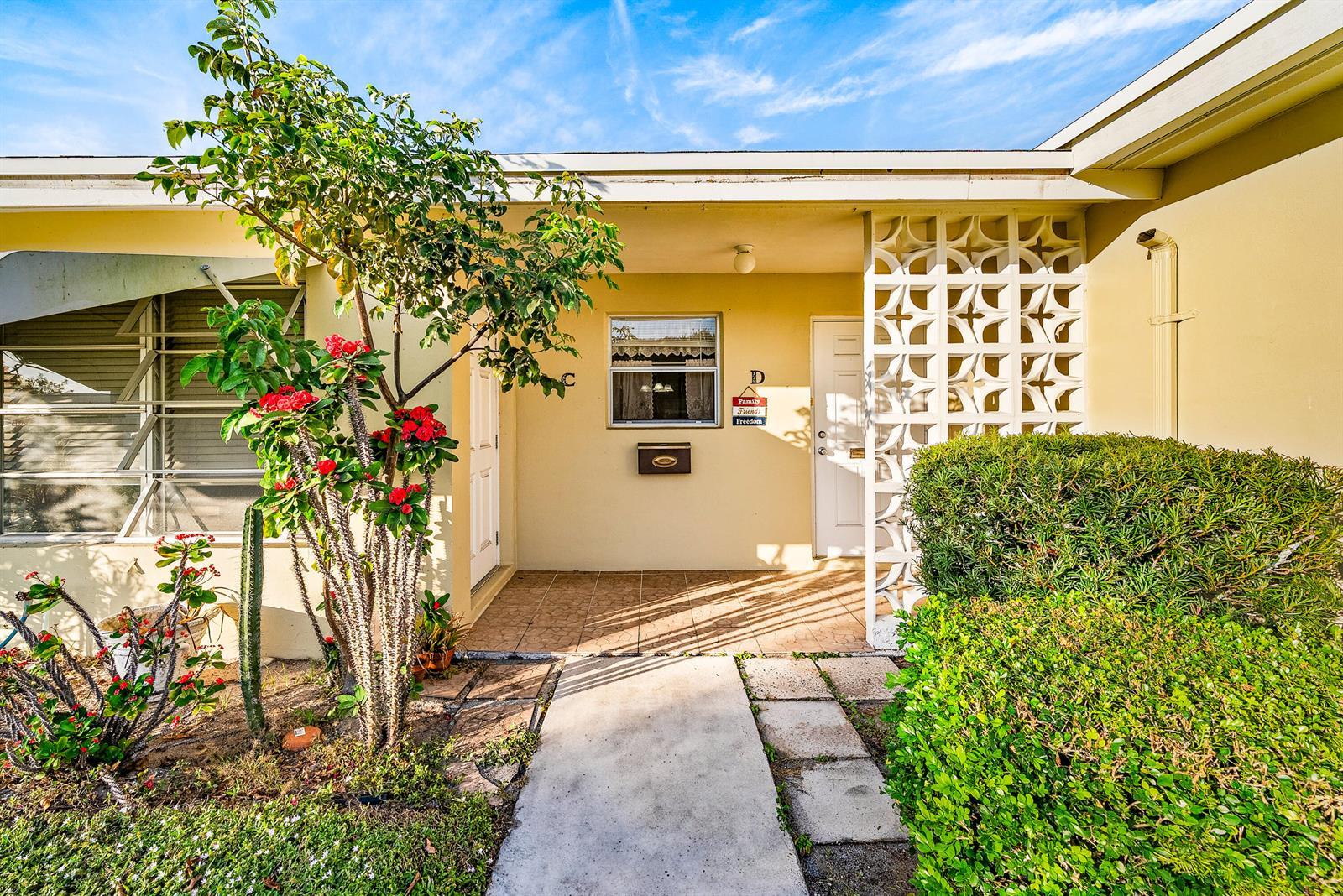 175 High Point Terrace E # D, Delray Beach FL 33445