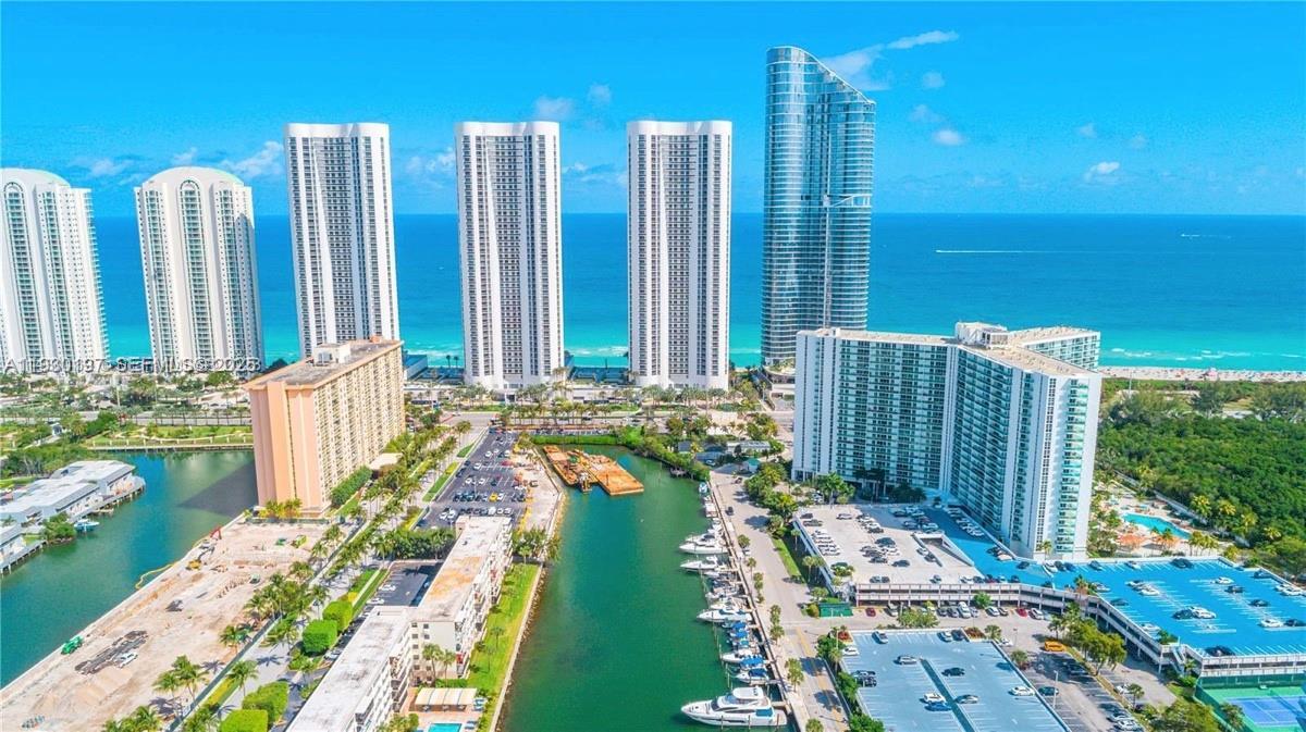 100 Bayview Dr # 309, Sunny Isles Beach FL 33160 photo 2