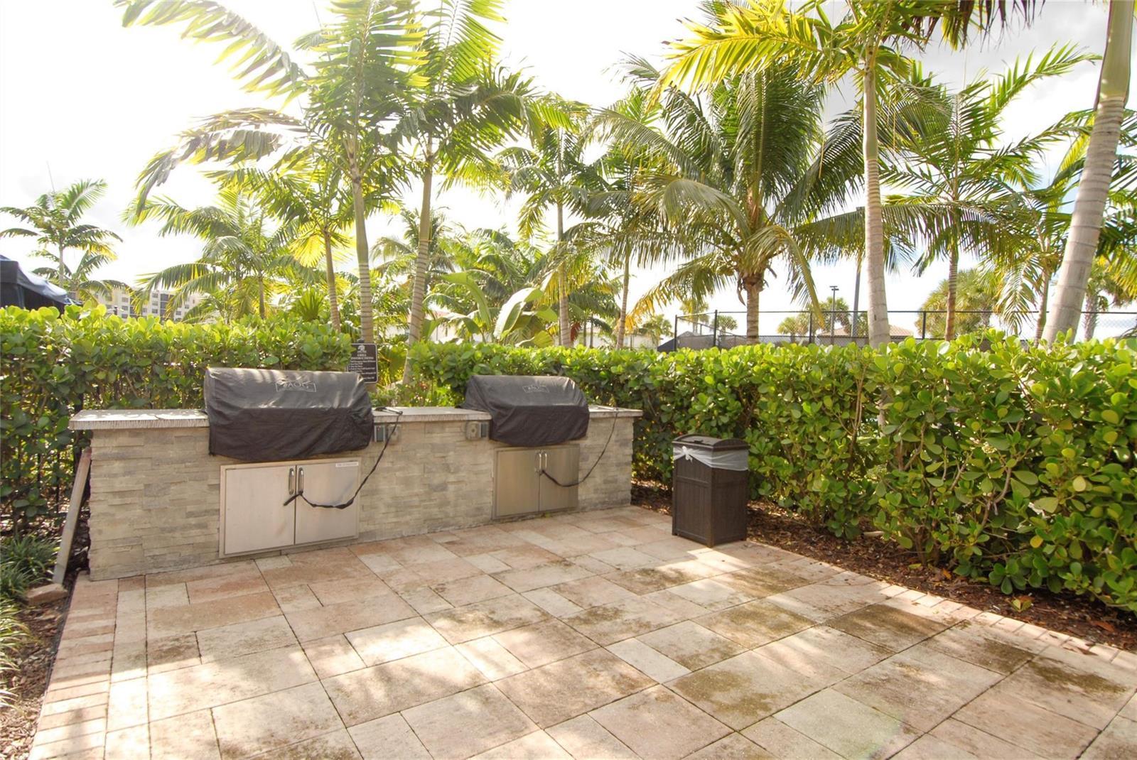 4628 Pinehurst Trail, Oakland Park FL 33309 photo 5