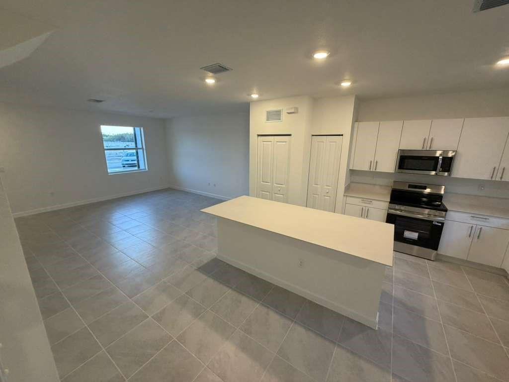 1136 SE 2 Terrace, Florida City FL 33034 photo 2