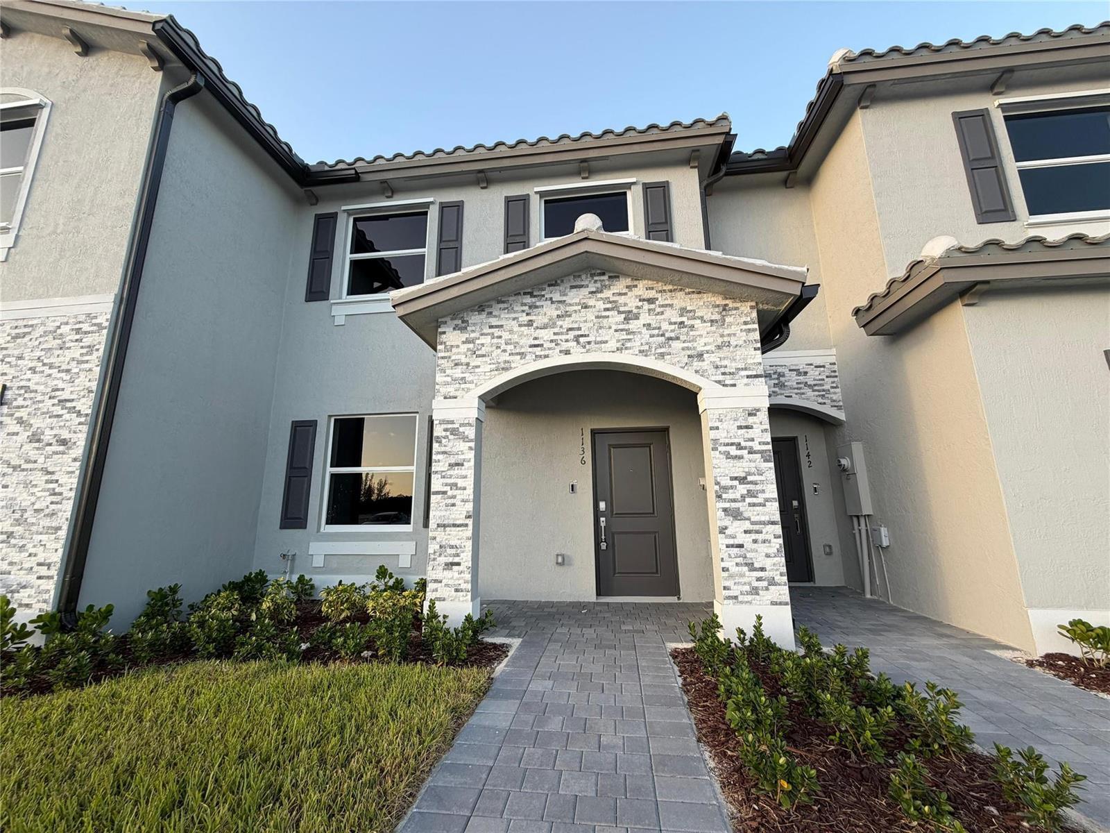 1136 SE 2 Terrace, Florida City FL 33034 photo 3