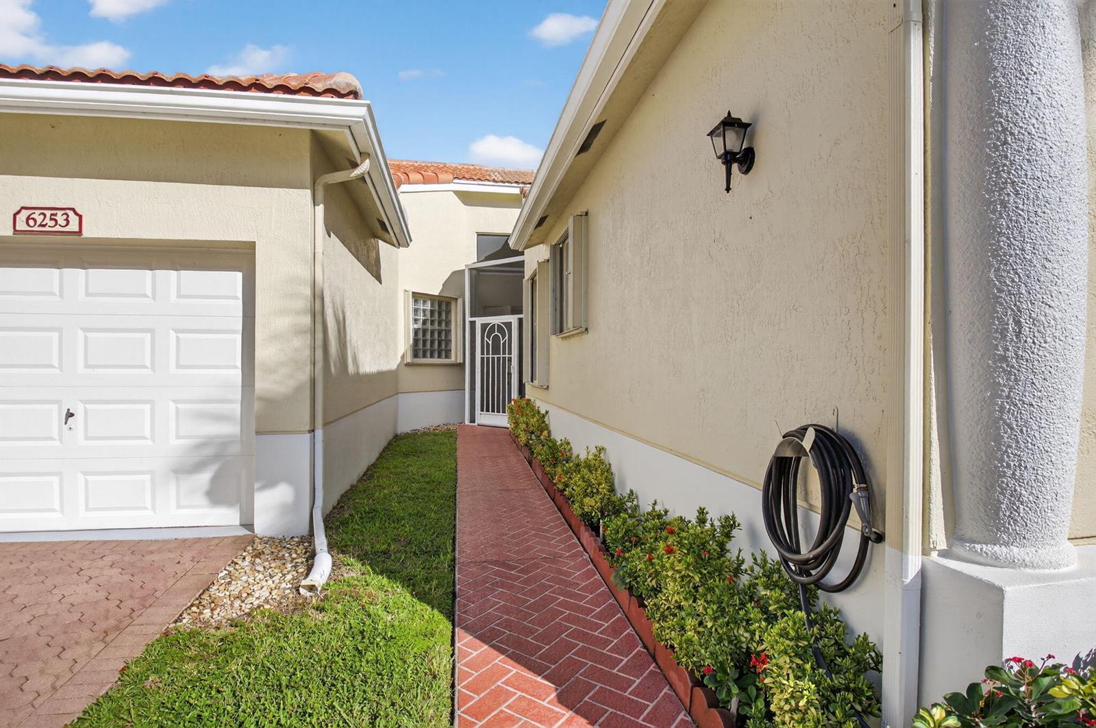 6247 Heliconia Road, Delray Beach FL 33484 photo 2
