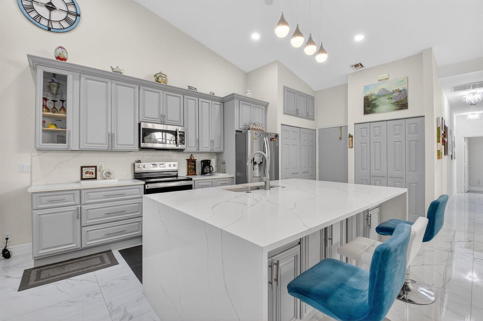 6247 Heliconia Road, Delray Beach FL 33484 photo 5