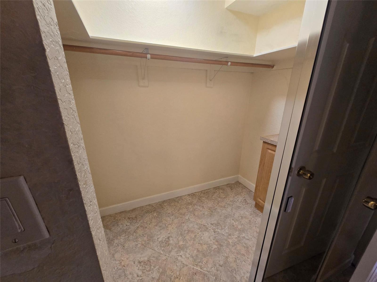 3531 NW 50th Avenue # 609, Lauderdale Lakes FL 33319 photo 4