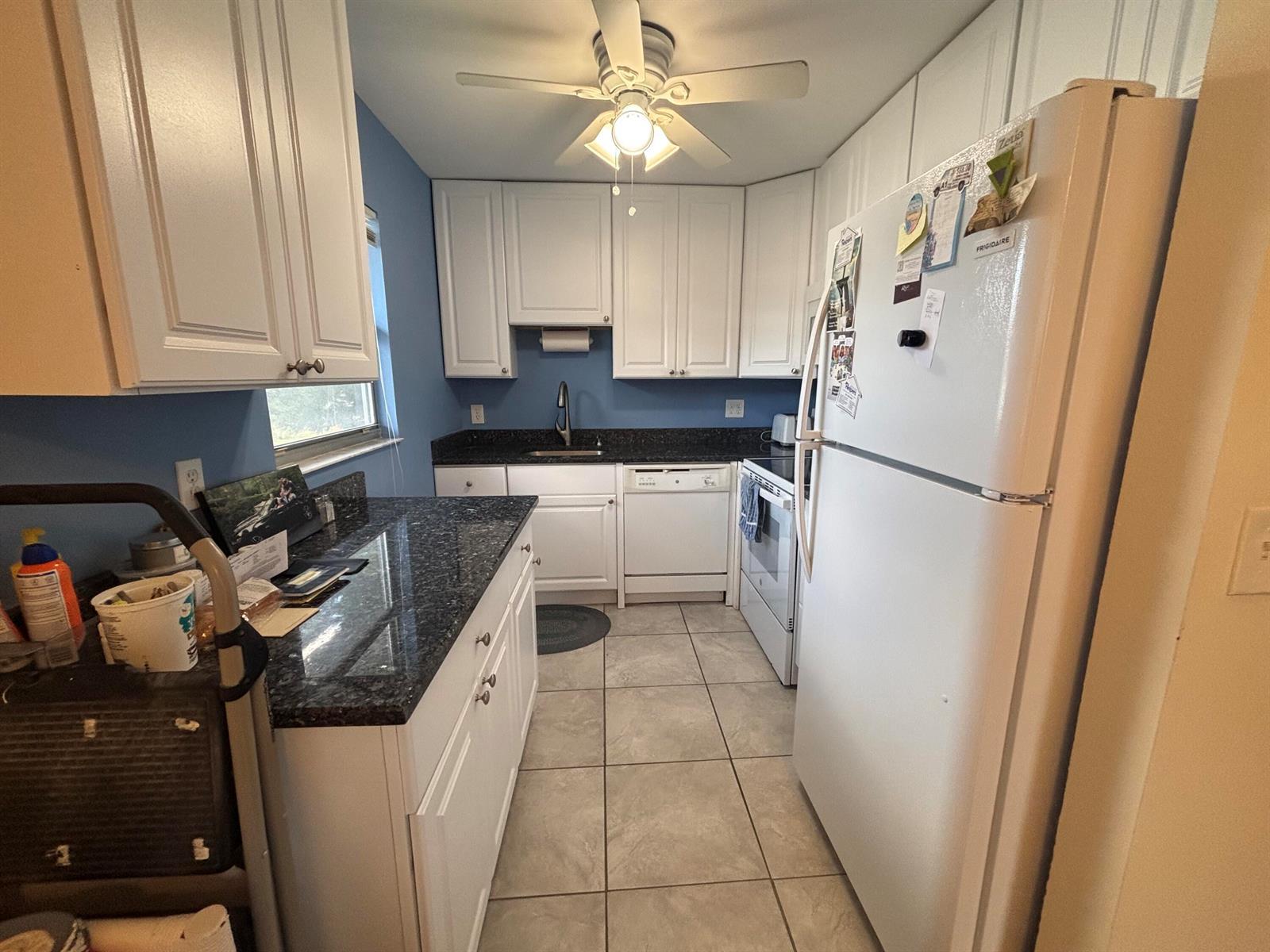 596 Saxony M, Delray Beach FL 33446 photo 2