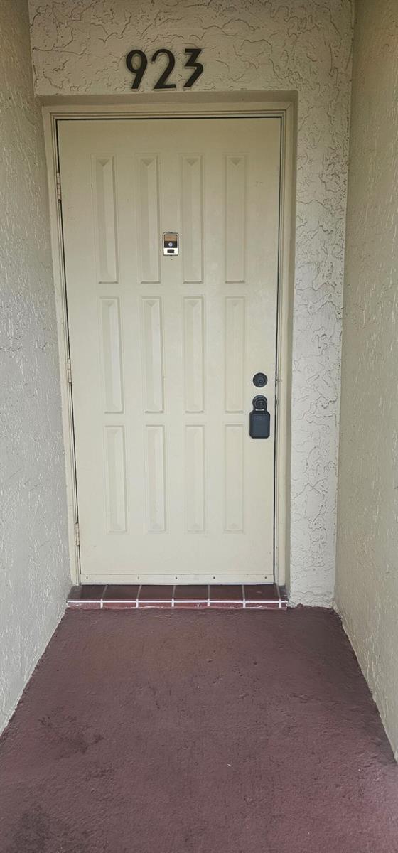7879 Willow Spring Drive # 923, Lake Worth FL 33467