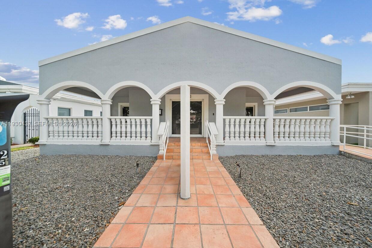 2424 SW 22nd St, Miami FL 33145