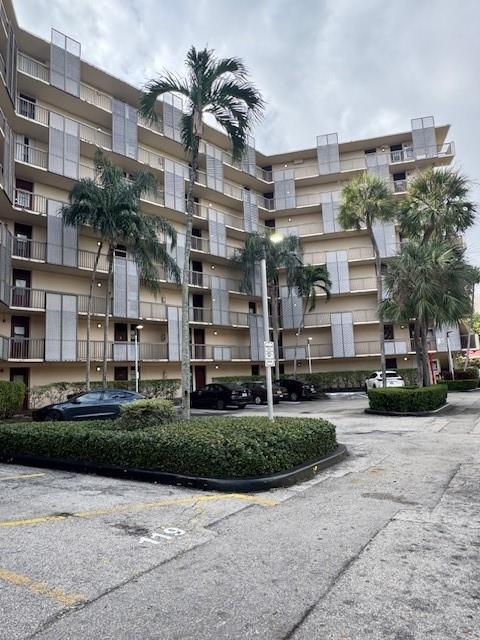 3301 N Country Club Drive # 506, Aventura FL 33180 photo 5
