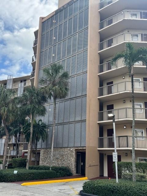3301 N Country Club Drive # 506, Aventura FL 33180 photo 4