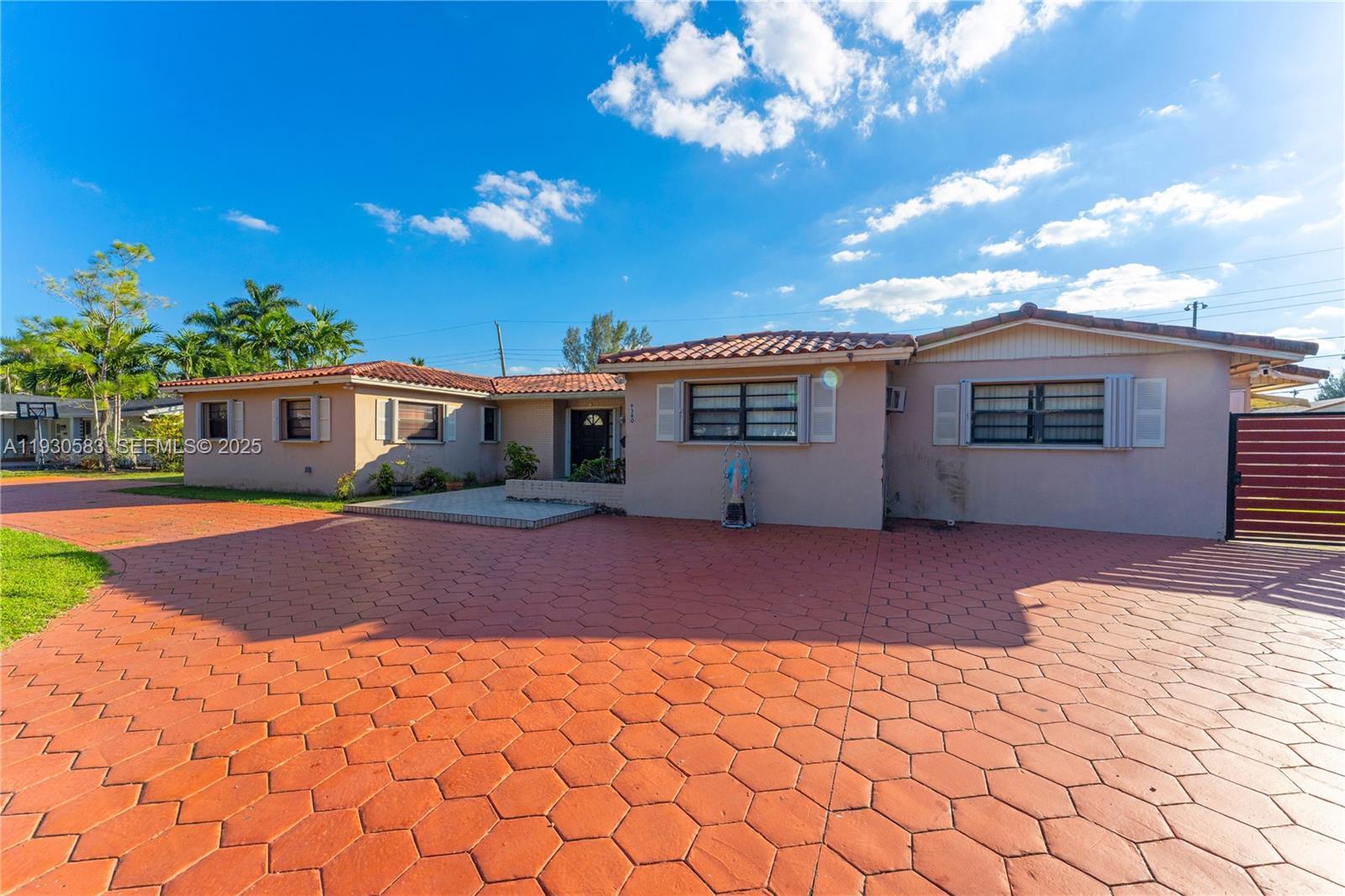 9380 SW 83rd St, Miami FL 33173 photo 3