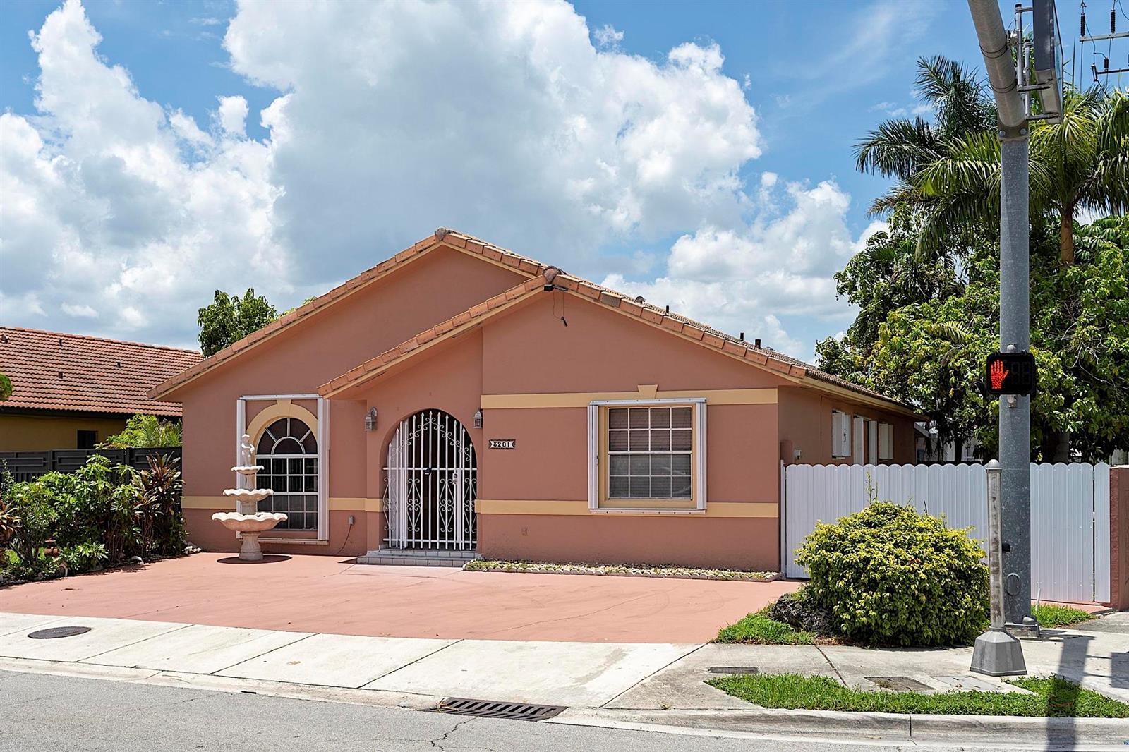 3201 W 76th Street, Hialeah FL 33018 photo 3