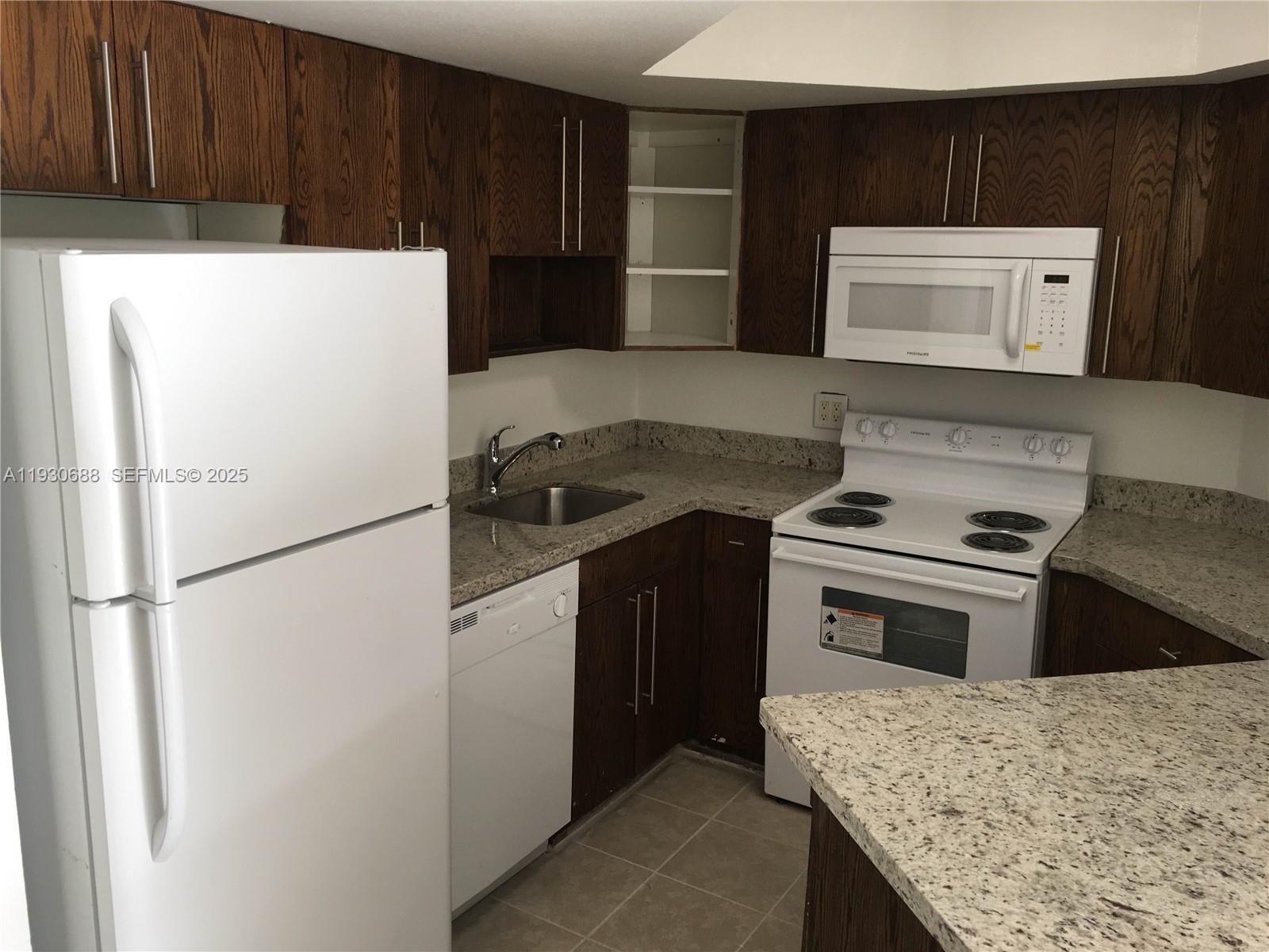 8255 Lake Dr # 206, Doral FL 33166 photo 2