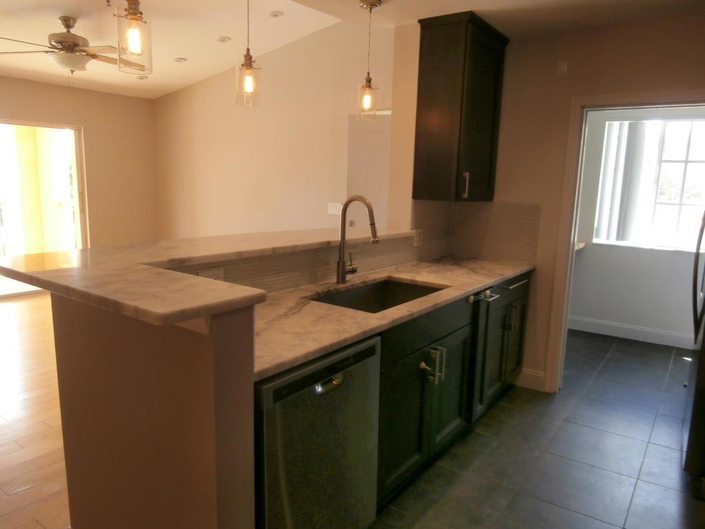 157 Yacht Club Way, Hypoluxo FL 33462 photo 2