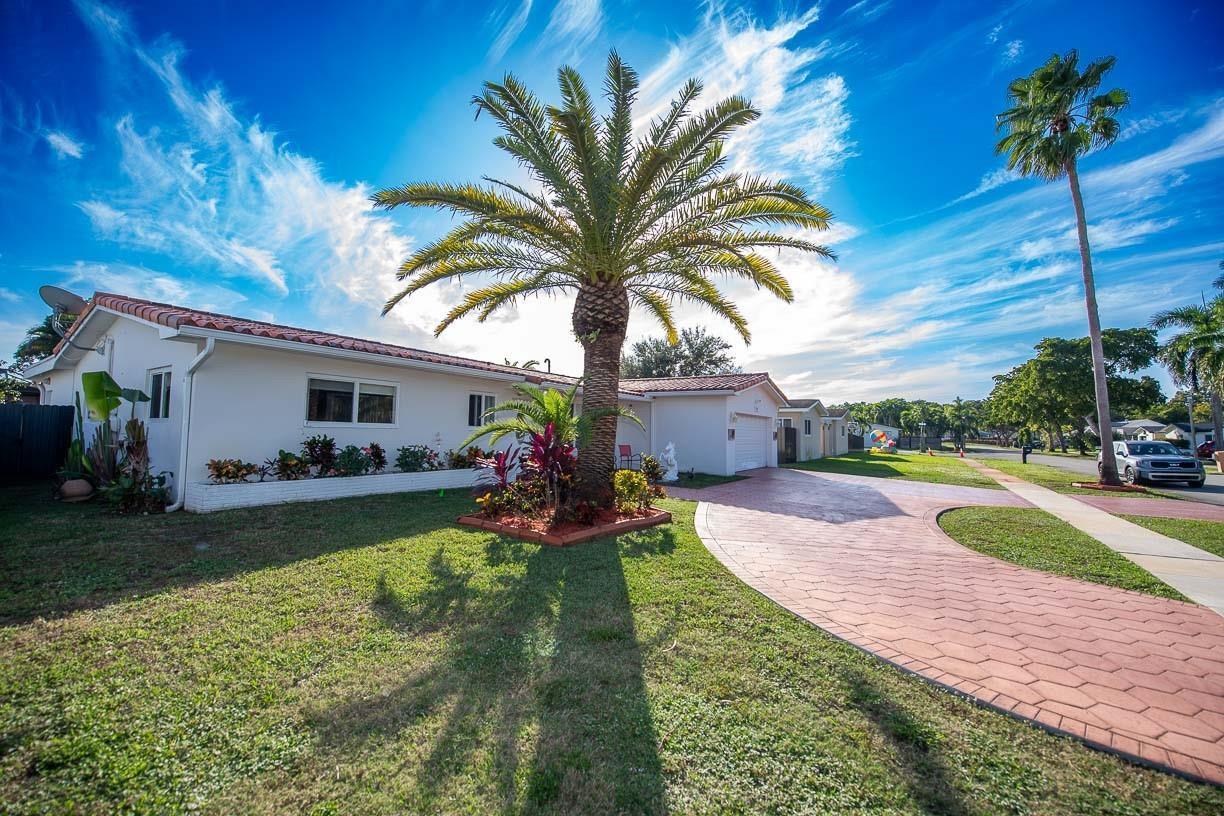 11040 NW 16th Street, Pembroke Pines FL 33026 photo 4