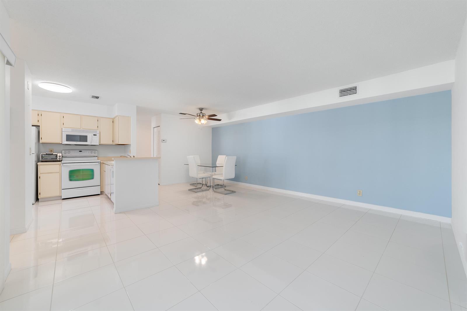 14897 Bal Moral Lane # 206, Delray Beach FL 33446 photo 5