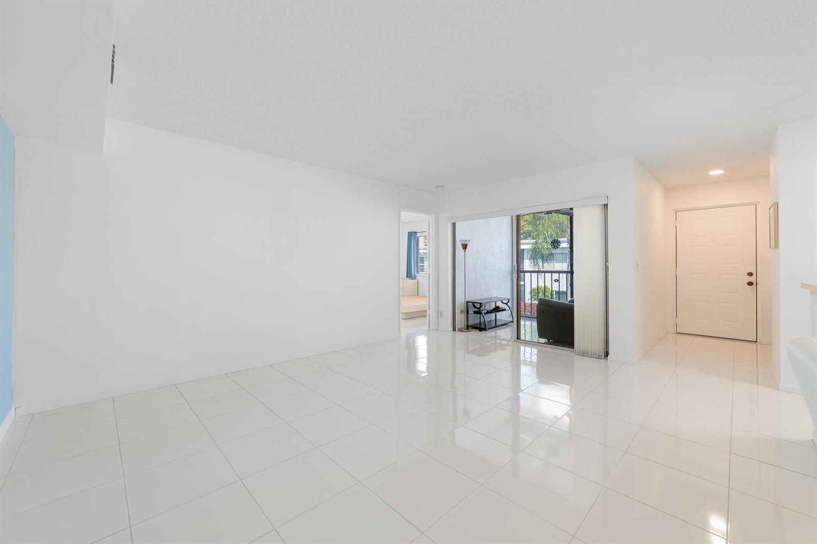 14897 Bal Moral Lane # 206, Delray Beach FL 33446 photo 4