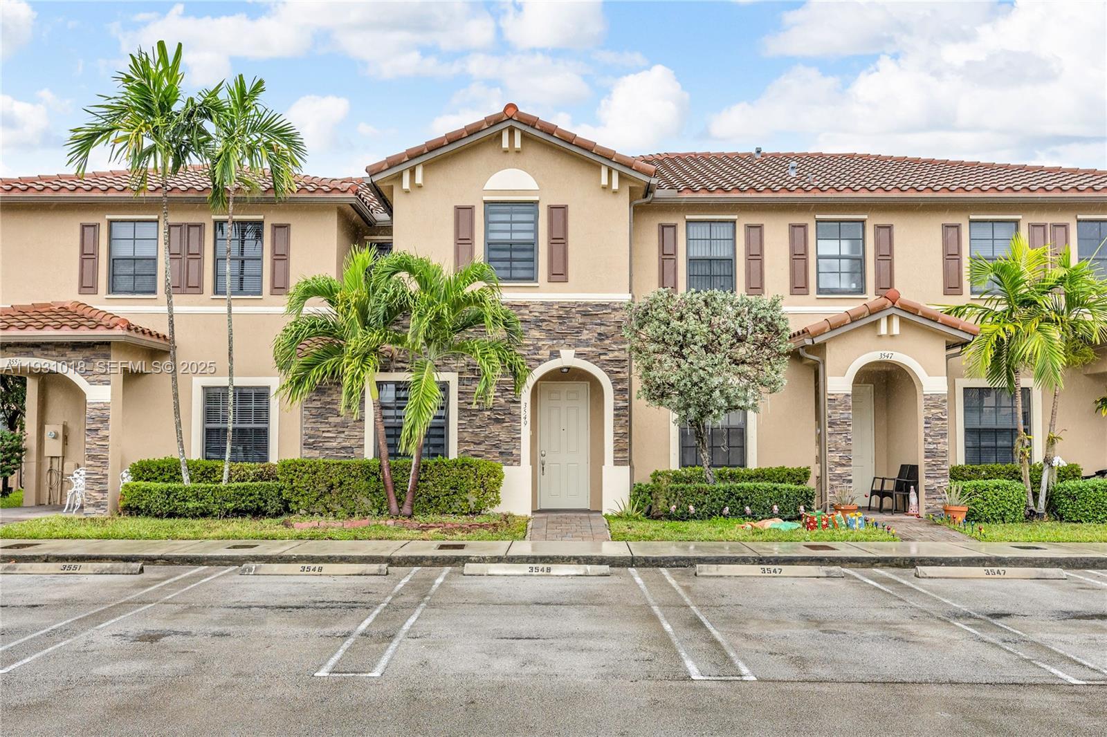 3549 W 89th Pl # 3549, Hialeah FL 33018 photo 2