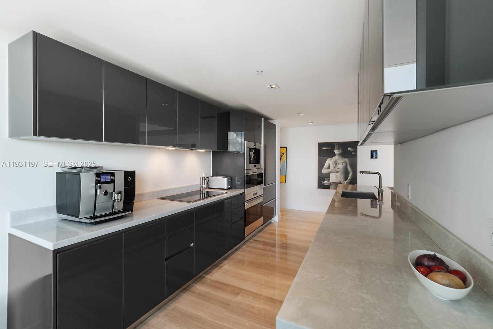 1451 Brickell Ave # 2405, Miami FL 33131 photo 4
