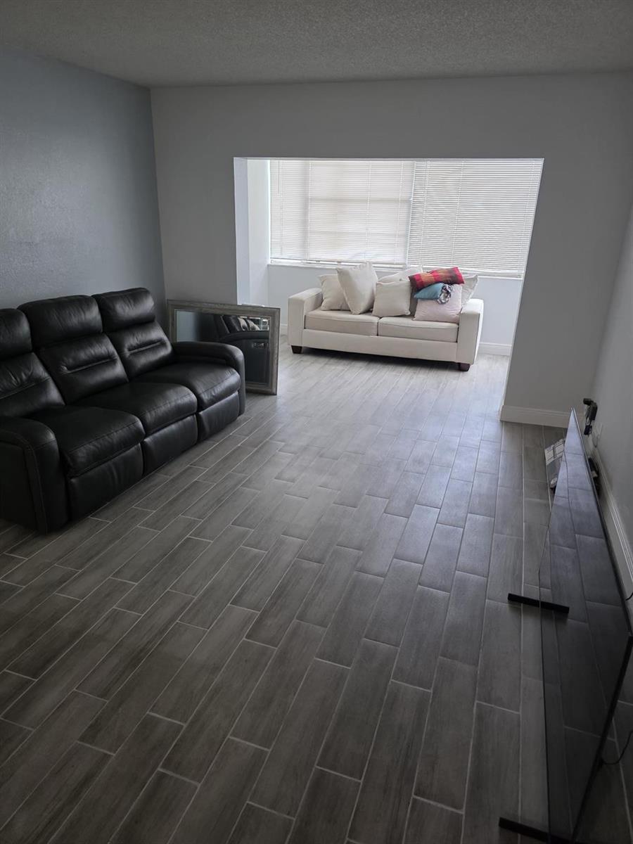 3130 Holiday Springs Boulevard # 104, Margate FL 33063 photo 2
