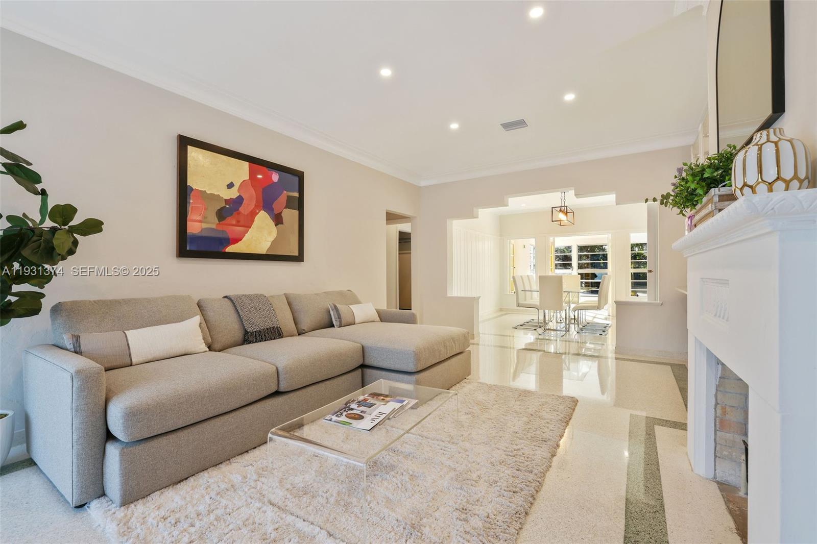 3760 Royal Palm Ave, Miami Beach FL 33140 photo 3