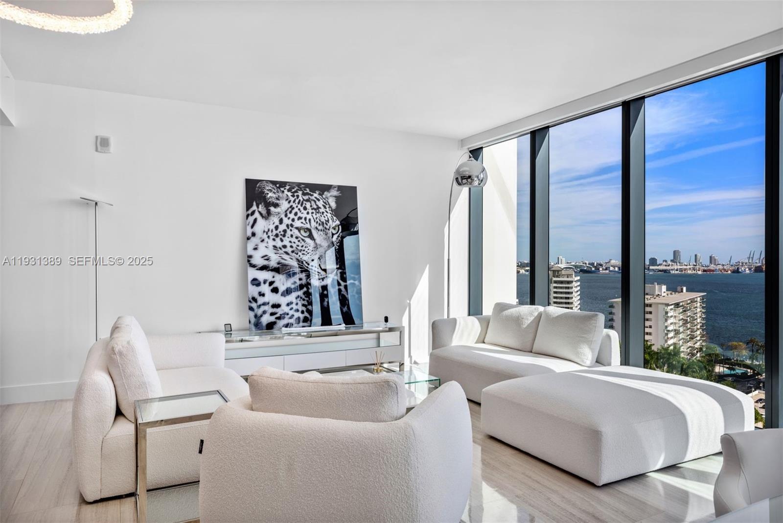 1451 Brickell Ave # 1803, Miami FL 33131 photo 4