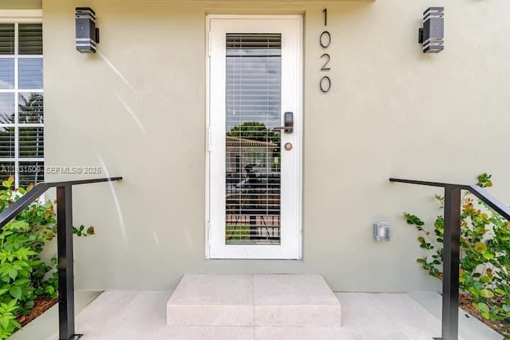 1020 6th St, Miami Beach FL 33139 photo 3