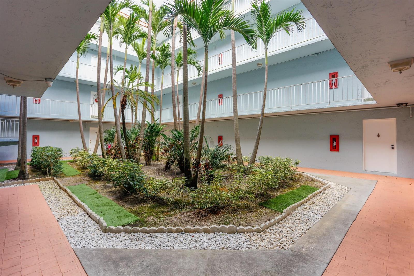 505 S Pine Island Road # B203, Fort Lauderdale FL 33324 photo 3
