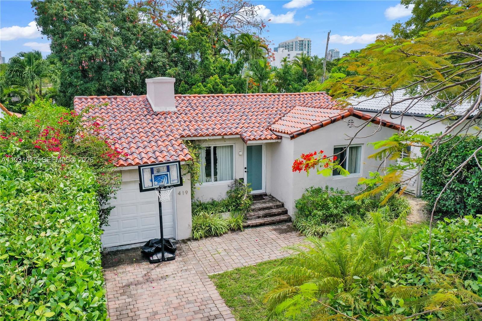 419 SW 30th Rd, Miami FL 33129 photo 3