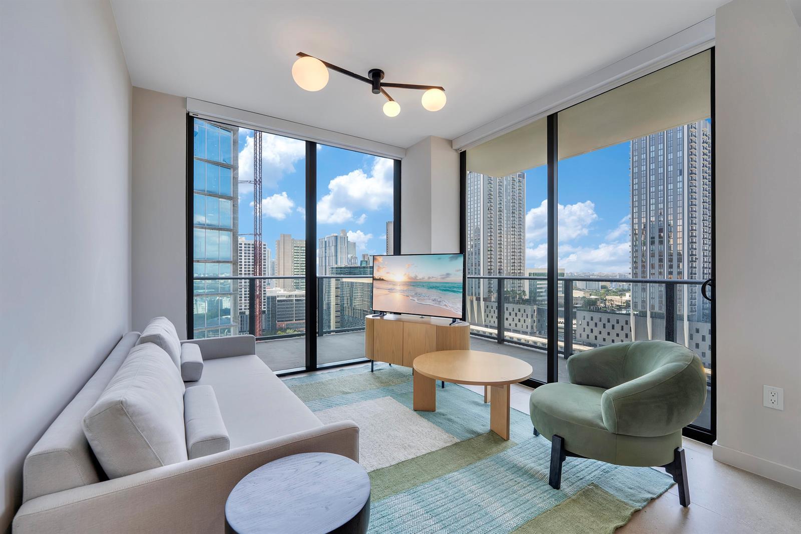 11 NE 6th Street # 2201, Miami FL 33132 photo 3