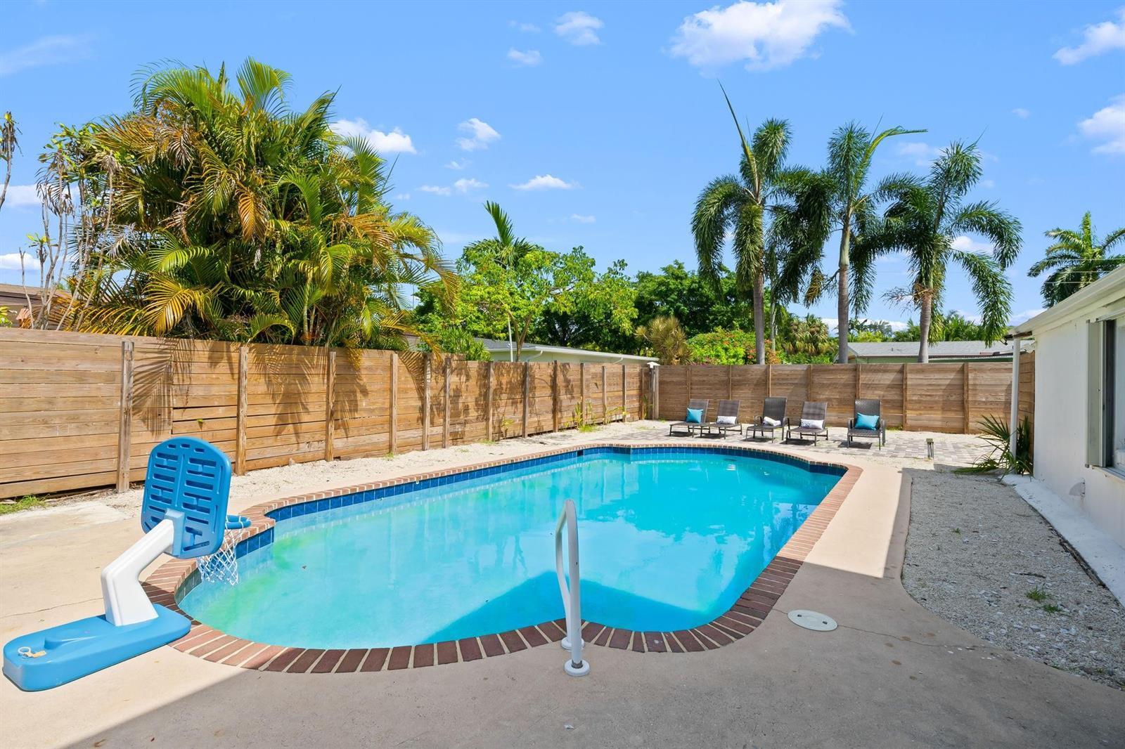865 NE 23rd Terrace, Pompano Beach FL 33062 photo 4