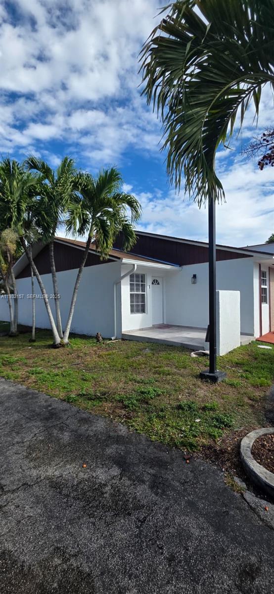 12193 SW 10th St, Miami FL 33184 photo 2