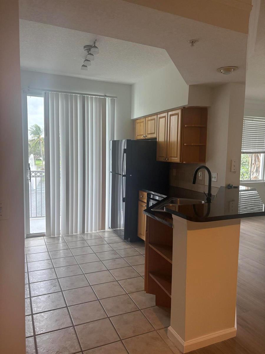 2026 Alta Meadows Lane # 909, Delray Beach FL 33444 photo 5