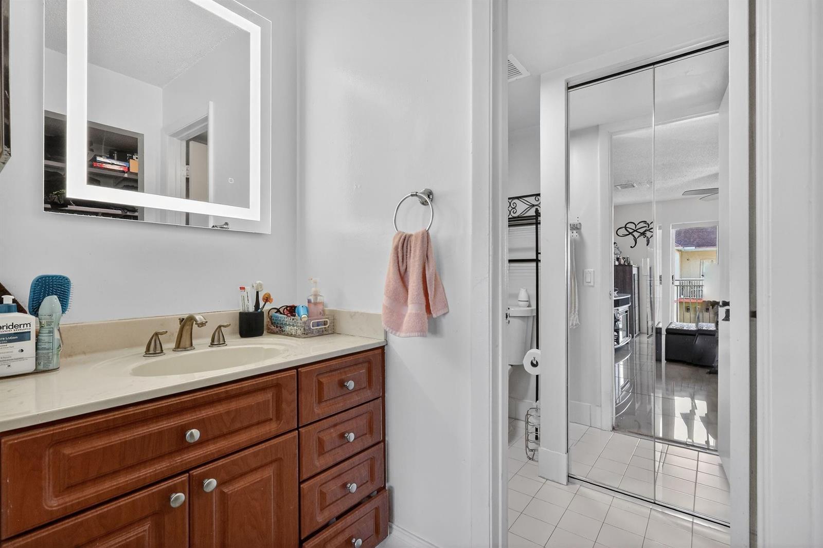 18840 NW 57th Avenue # 302, Hialeah FL 33015 photo 4