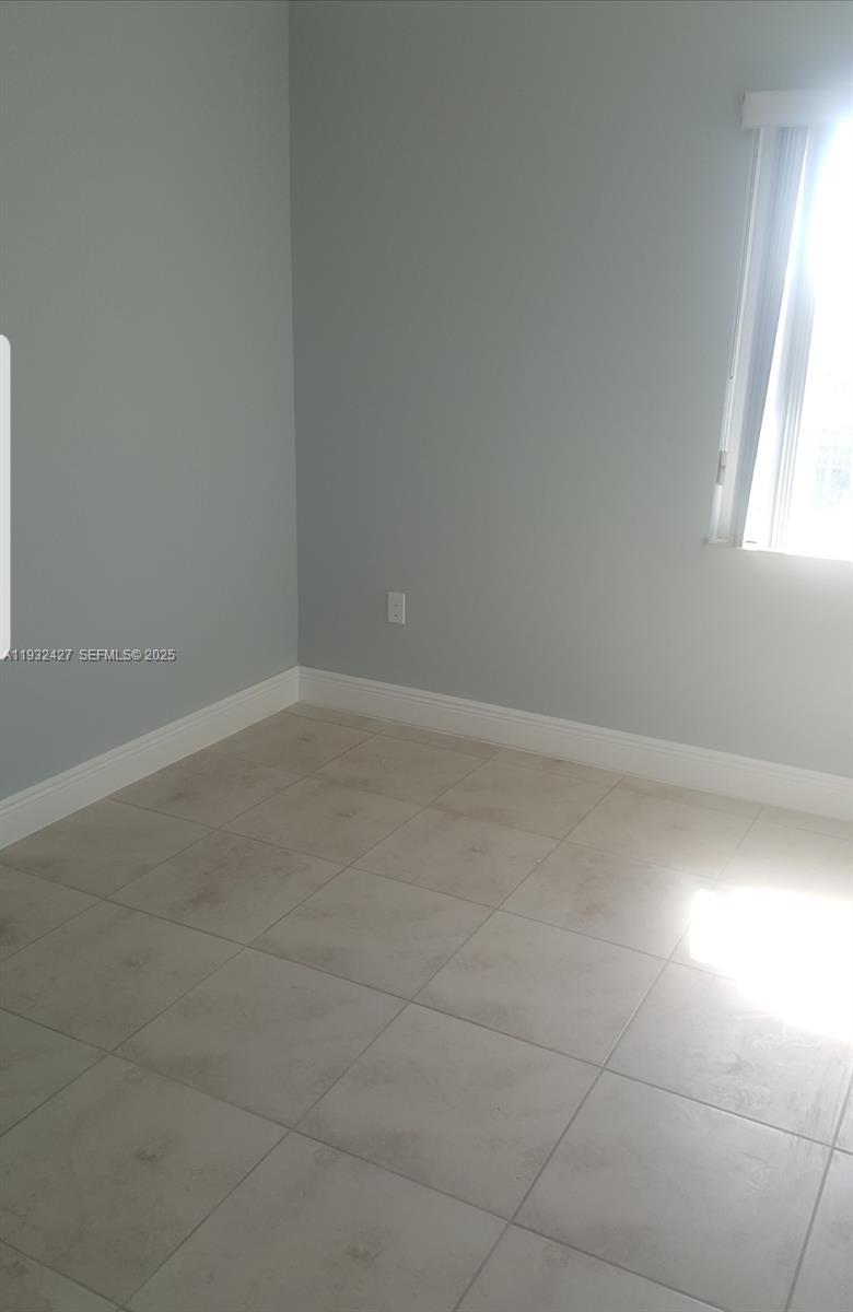1999 NW 5th Pl # 7, Miami FL 33136 photo 5