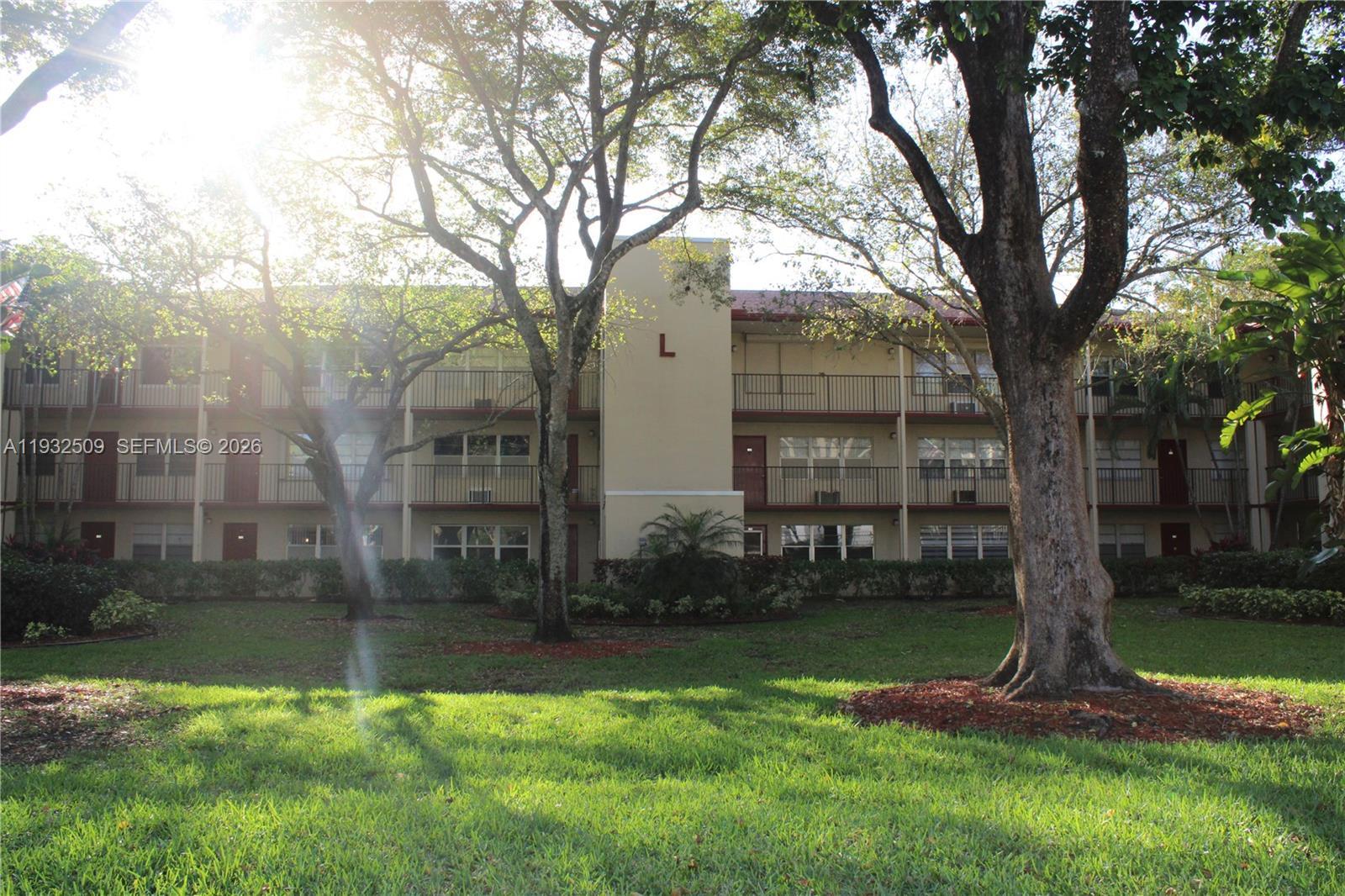 200 SW 132nd Way # 104L, Pembroke Pines FL 33027 photo 3