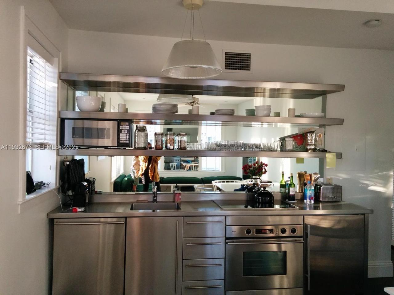 1027 Pennsylvania Ave # 301, Miami Beach FL 33139 photo 5
