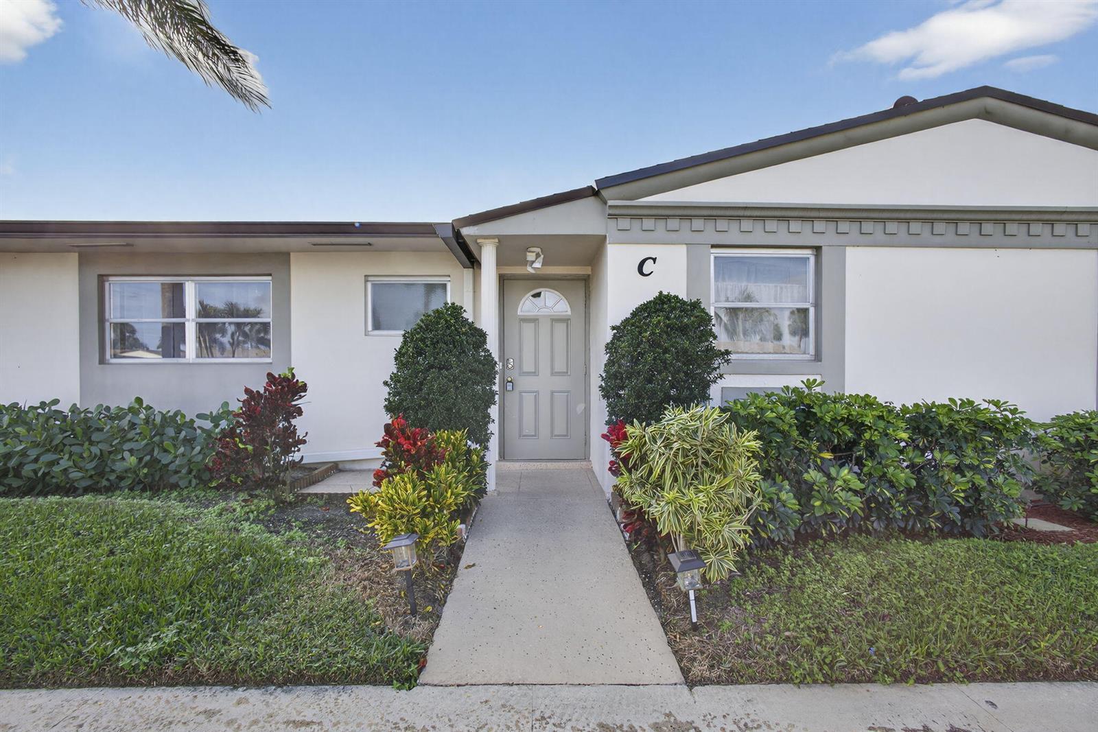 2833 Crosley Drive W # C, West Palm Beach FL 33415 photo 2
